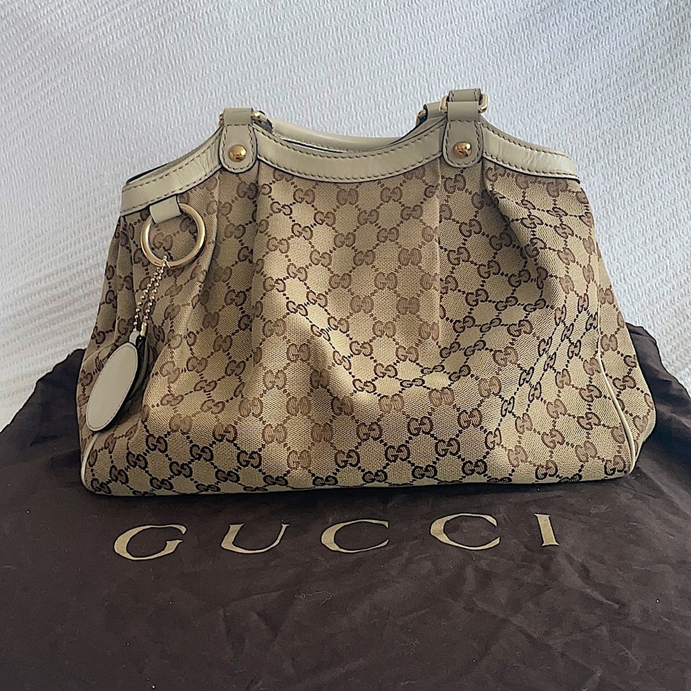Authentic Medium Gucci Sukey bag